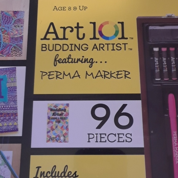 Art 101 96 piece Art Kit in Wooden Carrying case - Picture 3 of 6